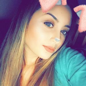 Meet your Posher, Kendra